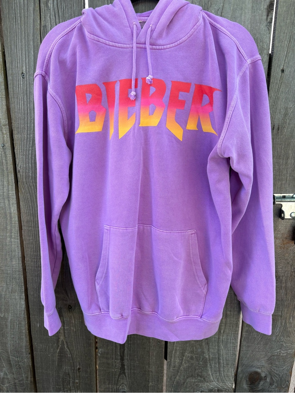 Official Justin Bieber Justice Tour limited edition purple hoodie!! Size L